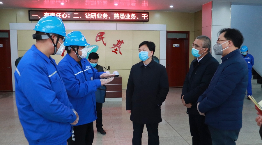 張店區委副書記、區長王學剛來公司檢查督導疫情防控工作